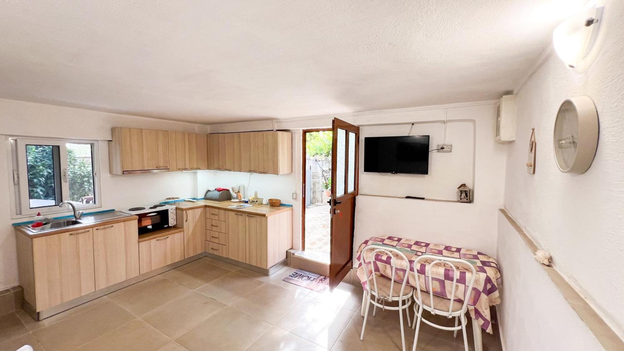 Petra Oliva Apartment Дхерми Экстерьер фото