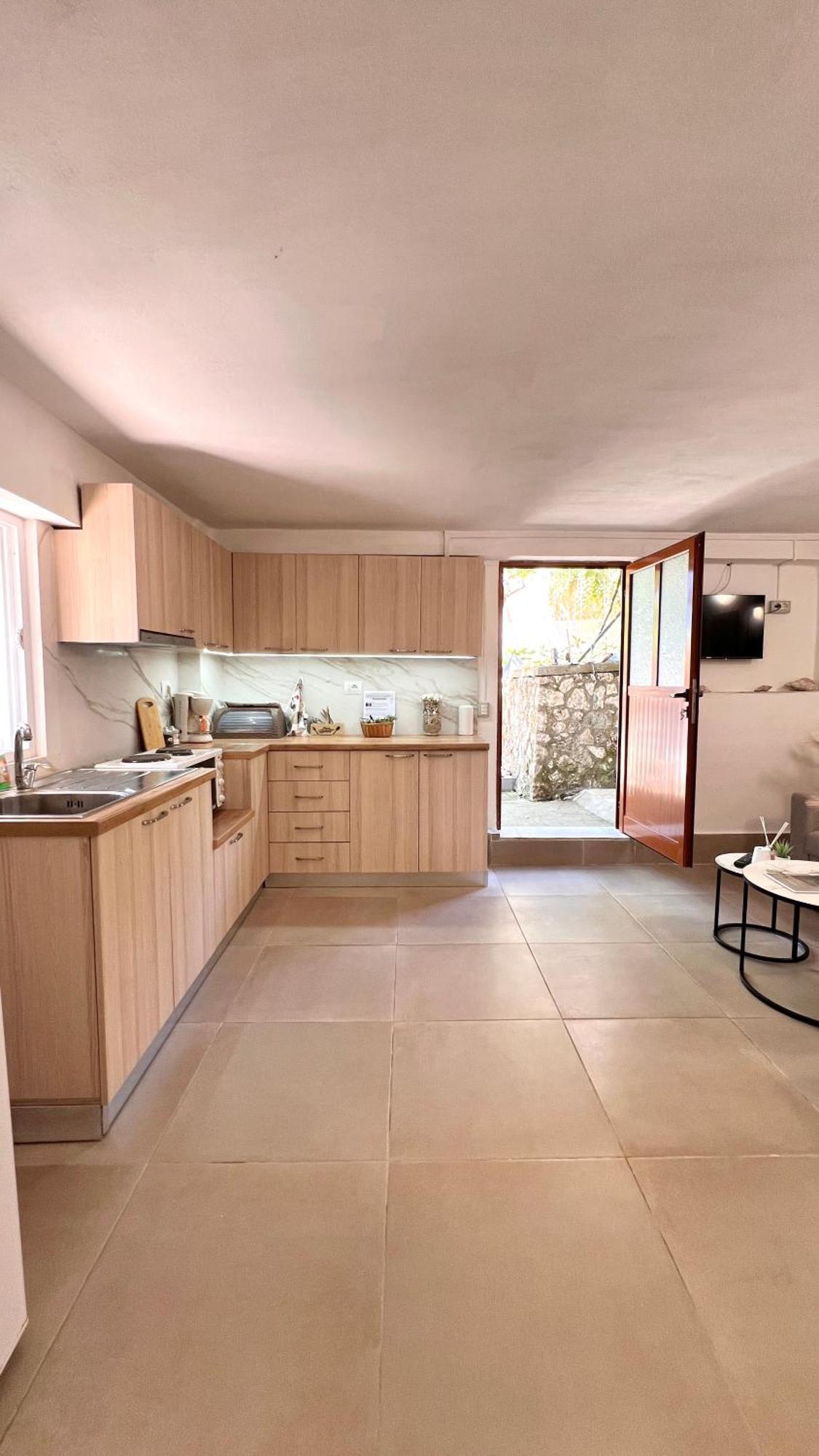 Petra Oliva Apartment Дхерми Экстерьер фото